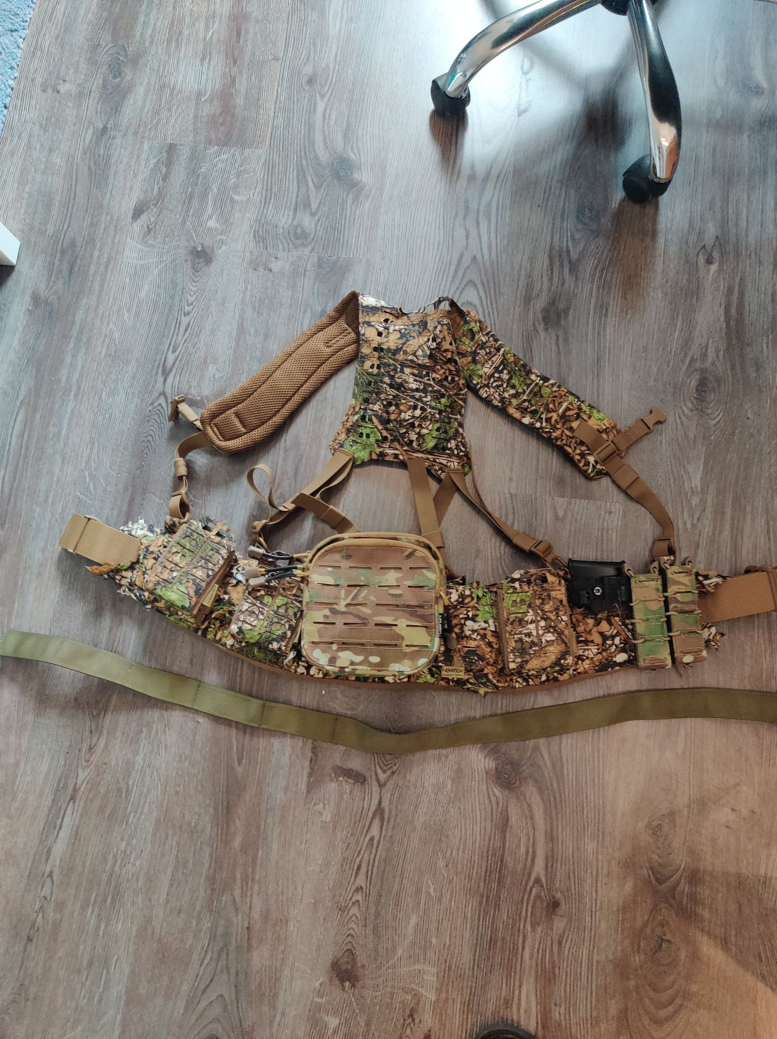 novritsch battle belt gen 2 + 6 M4 mag pouches + 2 pistol mag pouches