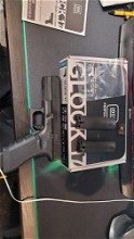 Afbeelding van Umarex Glock 17 Gen 4 met holster