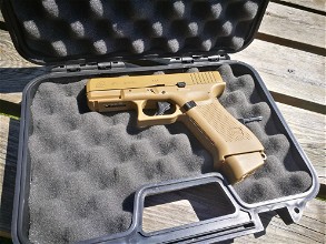 Image for Glock 19x tan co2