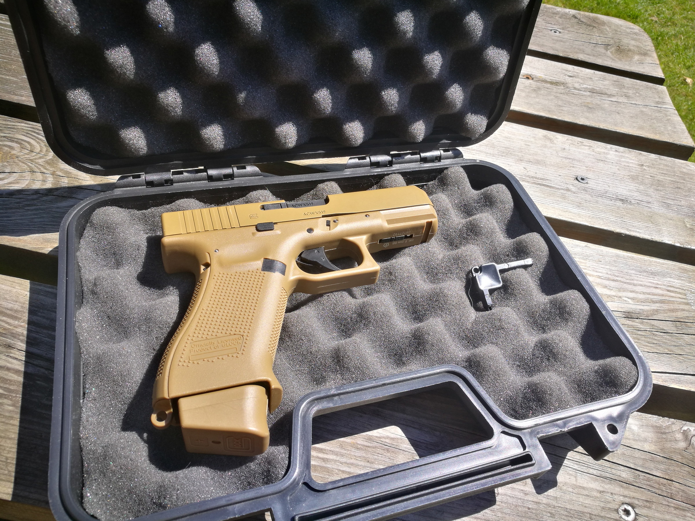 Glock 19x tan co2 Airsoft Bazaar