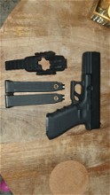 Afbeelding van Umarex Glock 17 Gen 4 + 2 mags + rail + holster