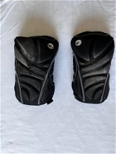 Image for Dye knee pads