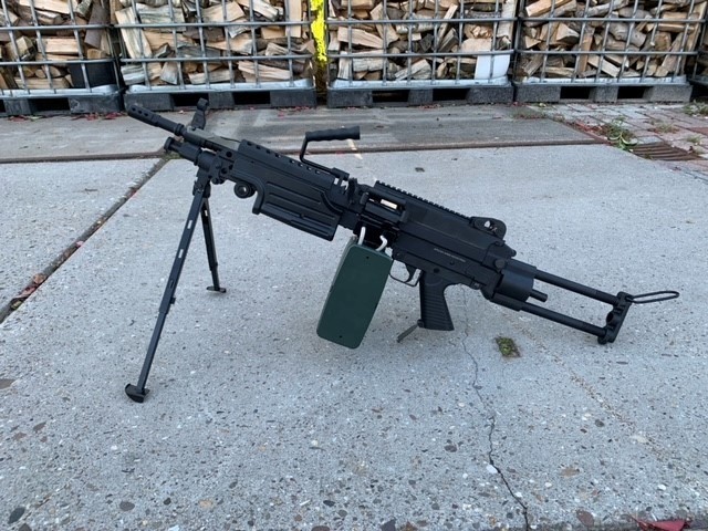 Afbeelding 1 van Z.G.A.N Specna Arms M249 PARA met upgrades