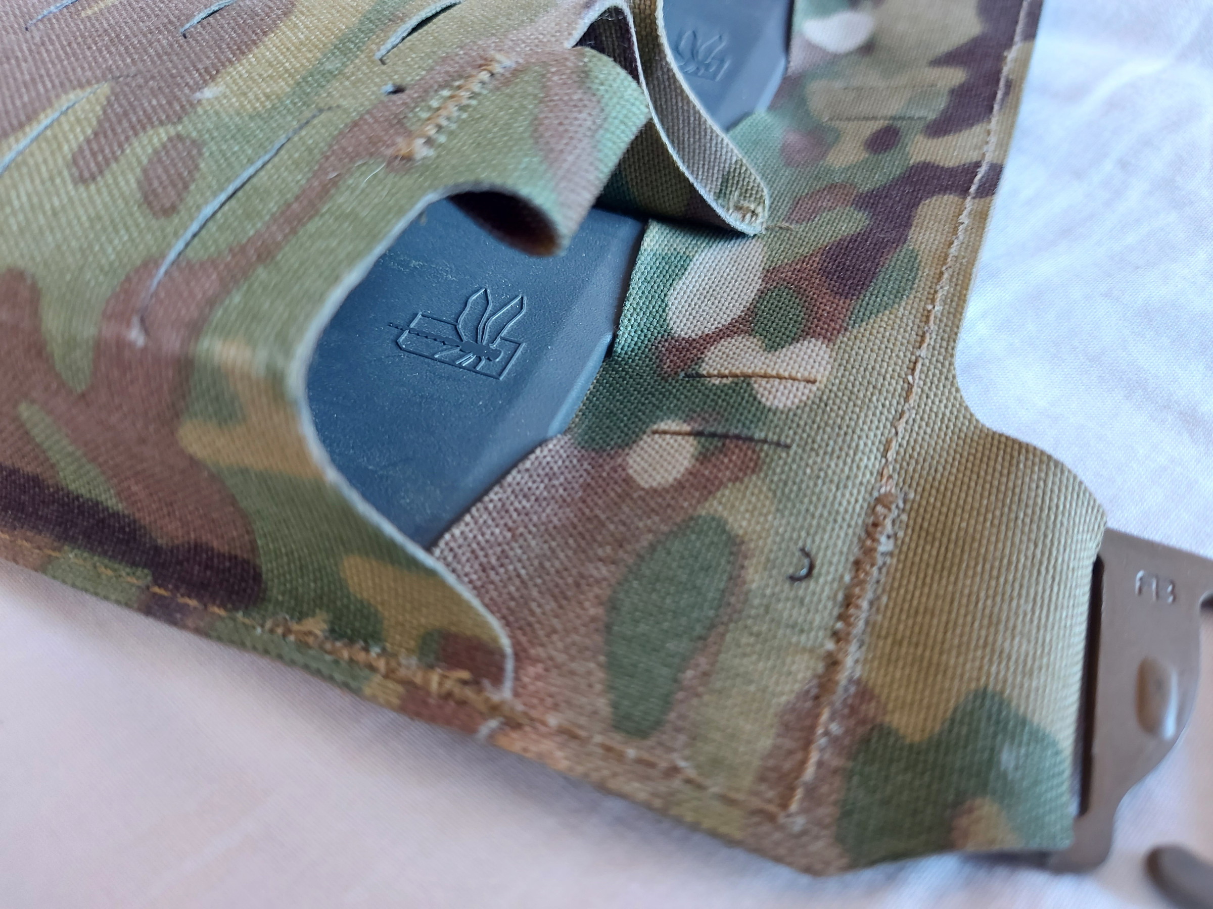 FERRO Concepts KTAR Front Flap マルチカム 実物 FERRO Concepts KTAR Front Flap マルチカム 実物